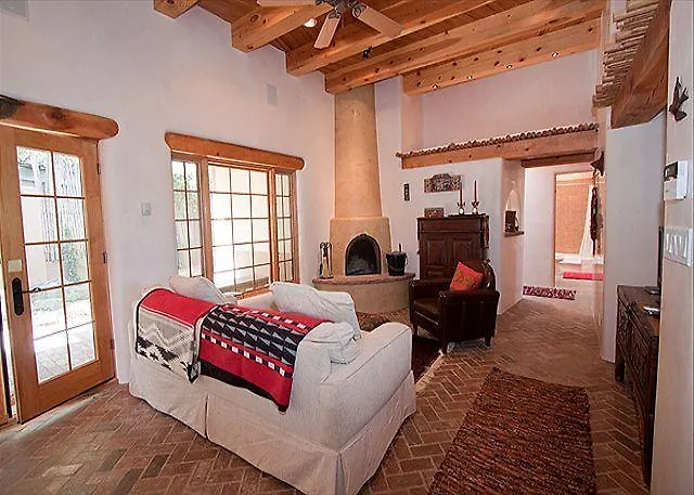 Casa Sin Nombre Two-Bedroom Holiday Home